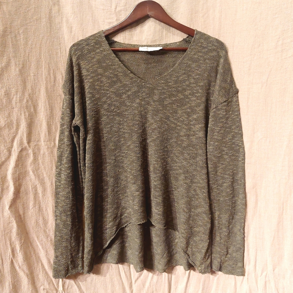 Tavi lightweight khaki hi-lo sweater, size XL, EUC